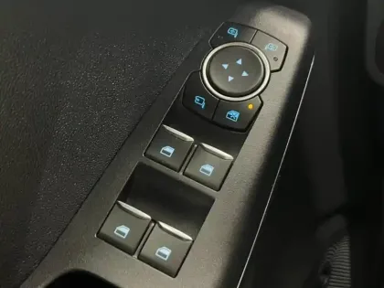 Photo 8 Ford Fiesta  1.0 EcoBoost 95ch Titanium 5p