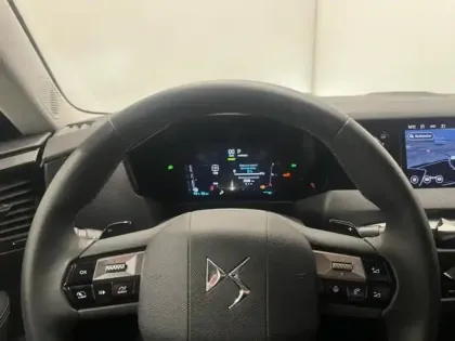 Photo 19 DS DS 4  E-TENSE 225ch Rivoli