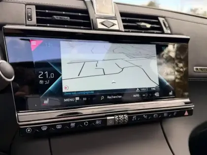 Photo 14 DS DS 7  Crossback E-TENSE 4x4 300ch Louvre