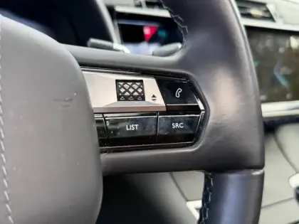 Photo 9 DS DS 7  Crossback E-TENSE 4x4 300ch Louvre