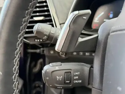 Photo 11 DS DS 7  Crossback E-TENSE 4x4 300ch Louvre