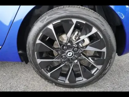 Photo 10 Renault Clio  1.6 E-Tech 145ch full hybrid esprit Alpine - 24