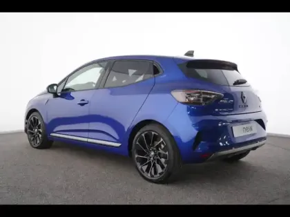 Photo 1 Renault Clio  1.6 E-Tech 145ch full hybrid esprit Alpine - 24