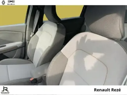 Photo 2 Dacia Jogger  1.6 hybrid 140ch Extreme 7 places -24