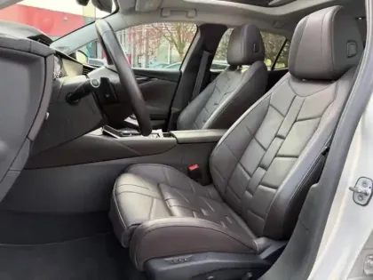 Photo 10 DS DS 4  E-TENSE 225ch Rivoli