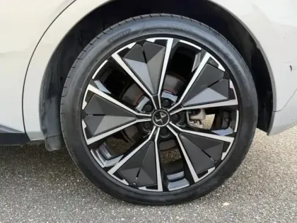 Photo 13 DS DS 4  E-TENSE 225ch Rivoli