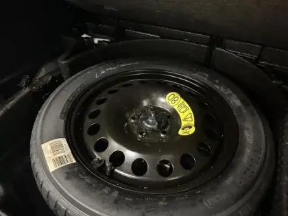 Photo 8 Ford Kuga  2.5 Duratec 225ch PowerSplit PHEV Vignale eCVT