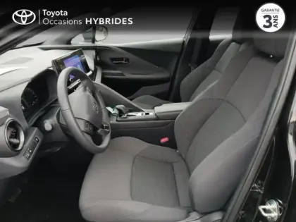 Photo 12 Toyota C-HR  1.8 Hybride 140ch Dynamic NG23