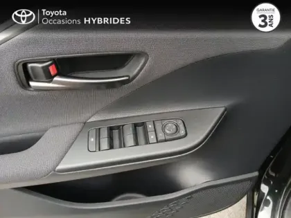 Photo 14 Toyota C-HR  1.8 Hybride 140ch Dynamic NG23