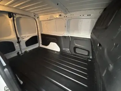 Photo 11 Peugeot Partner  Long 950kg BlueHDi 100ch S&S Premium