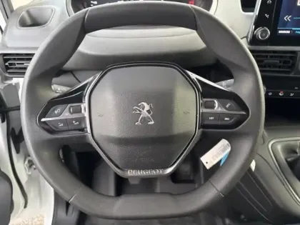 Photo 14 Peugeot Partner  Long 950kg BlueHDi 100ch S&S Premium