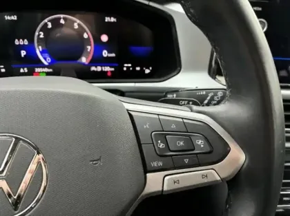 Photo 11 Volkswagen T-roc  1.5 TSI EVO 150ch Life Plus DSG7