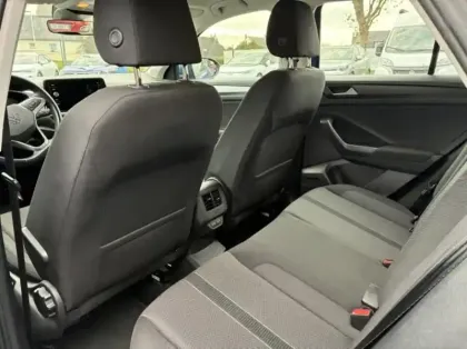 Photo 2 Volkswagen T-roc  1.5 TSI EVO 150ch Life Plus DSG7