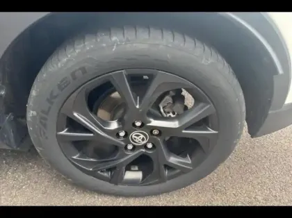 Photo 12 Toyota C-HR  122h Graphic 2WD E-CVT RC18