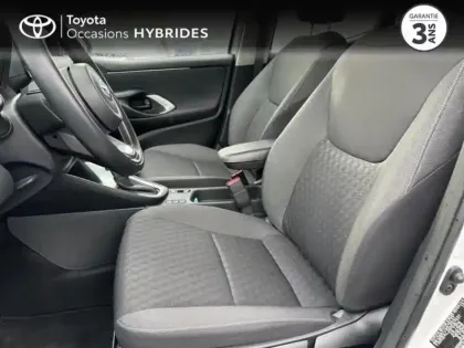 Photo 10 Toyota Yaris  116h Dynamic 5p MY22