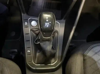 Photo 6 Volkswagen Polo  1.0 TSI 116ch R-Line DSG7