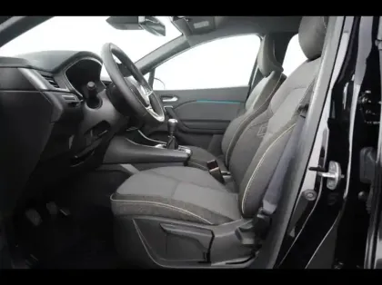 Photo 14 Renault Captur  1.0 TCe 90ch Techno - 25