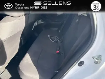 Photo 11 Toyota Yaris  116h Design 5p