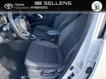 Photo 10 Toyota Yaris  116h Design 5p