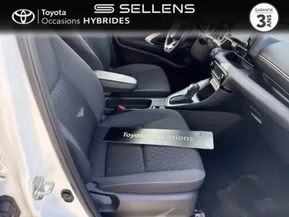 Photo 5 Toyota Yaris  116h Design 5p