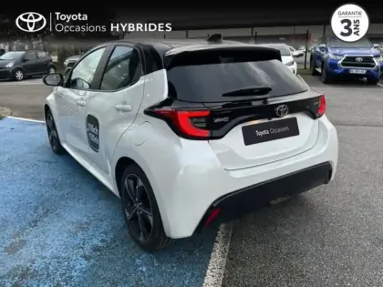 Photo 1 Toyota Yaris  116h Collection 5p MC24