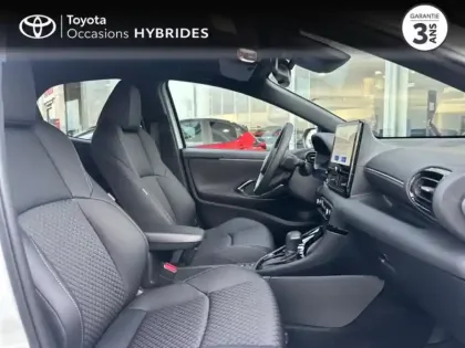 Photo 5 Toyota Yaris  116h Collection 5p MC24