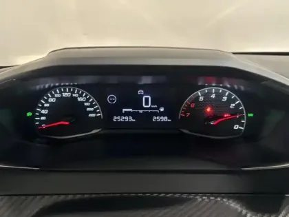 Photo 12 Peugeot 208  1.2 PureTech 75ch S&S Like 2023