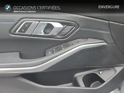 Photo 13 BMW Serie 3 Série 3 330eA 292ch M Sport