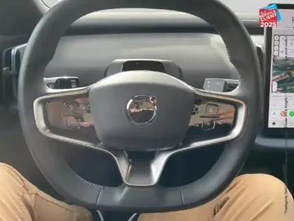 Photo 11 Volvo Ex30  Single Extended Range 272ch Plus