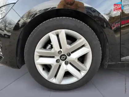 Photo 24 Renault Clio  1.5 Blue dCi 100ch Evolution - 24 Radar AR