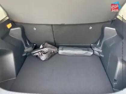 Photo 28 Toyota Yaris  Cross 116h Dynamic MY25