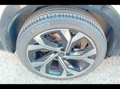 Photo 12 Renault Espace  1.2 E-Tech full hybrid 200ch esprit Alpine 7 places - 24