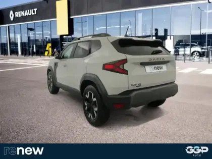 Photo 4 Dacia Duster  1.6 hybrid 140ch Extreme