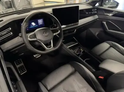 Photo 14 Volkswagen Tiguan  2.0 TDI 150ch R-Line Exclusive DSG7