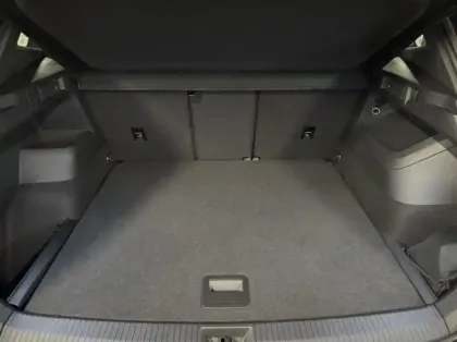 Photo 5 Volkswagen Tiguan  2.0 TDI 150ch R-Line Exclusive DSG7