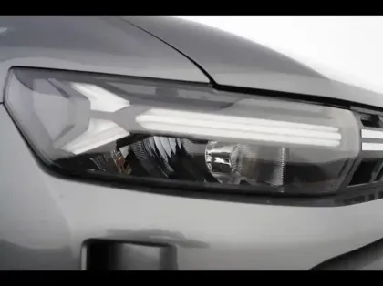 Photo 11 Dacia Duster  1.6 hybrid 140ch Extreme