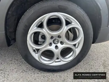 Photo 10 Alfa Romeo Tonale  1.5 Hybrid 130ch Sprint TCT