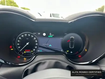 Photo 13 Alfa Romeo Tonale  1.5 Hybrid 130ch Sprint TCT