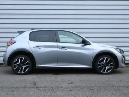 Photo 3 Peugeot 208  1.2 Hybrid 100ch GT e-DCS6