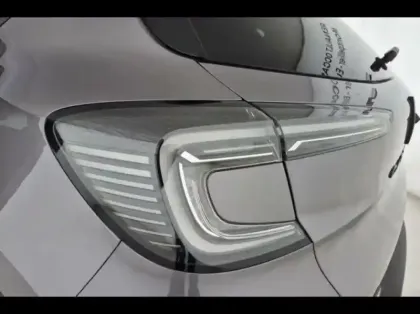 Photo 8 Renault Captur  1.6 E-Tech full hybrid 145ch esprit Alpine