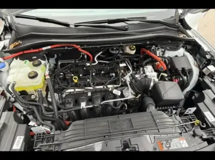 Photo 14 Ford Kuga  2.5 Duratec 180ch Hybrid FlexiFuel ST-Line X Powershift