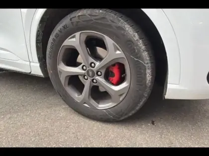Photo 12 Ford Kuga  2.5 Duratec 180ch Hybrid FlexiFuel ST-Line X Powershift