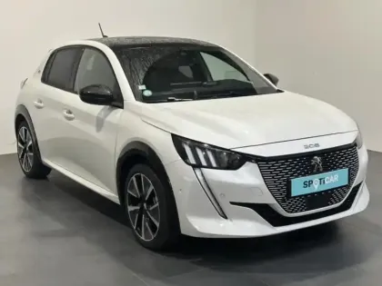 Photo 2 Peugeot 208  e- 136ch GT