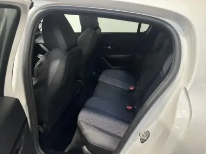 Photo 10 Peugeot 208  e- 136ch GT