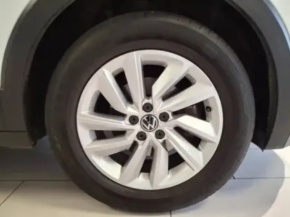 Photo 5 Volkswagen T-cross  1.0 TSI 110ch Lounge Business DSG7