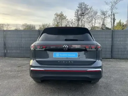 Photo 4 Volkswagen Tiguan  2.0 TDI 150ch Elegance DSG7