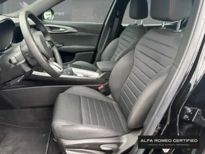 Photo 8 Alfa Romeo Tonale  1.5 Hybrid 130ch Sprint TCT