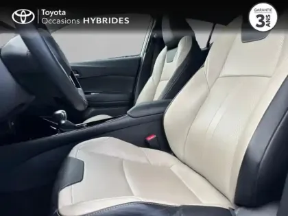 Photo 10 Toyota C-HR  2.0 Hybride 184ch Collection E-CVT