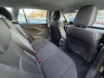 Photo 10 Skoda Kamiq  1.0 TSI Evo 110ch Ambition