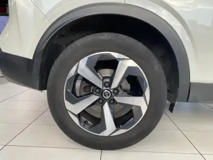 Photo 5 Nissan Qashqai  1.3 Mild Hybrid 158ch Tekna Xtronic